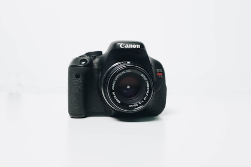 Creator Camera & Lens Field Guide